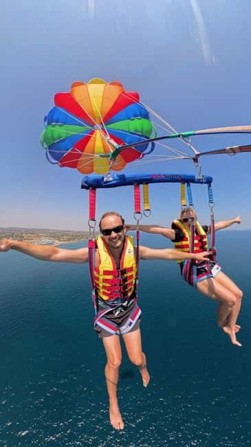 Parasailing in Polignano: A parachute adventure - What the 15-minute flight feels like