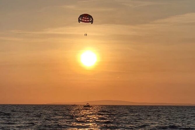 Parasailing in the Bay of Palma - Weather and Boat Problems Can Change the Plan