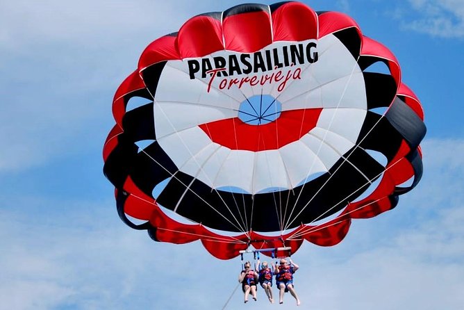 Parasailing in Torrevieja - Key points before you book