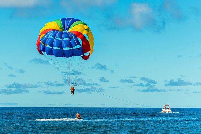 Parasailing & Jetski Water Activities in Montego Bay - The 15-minute parasailing flight