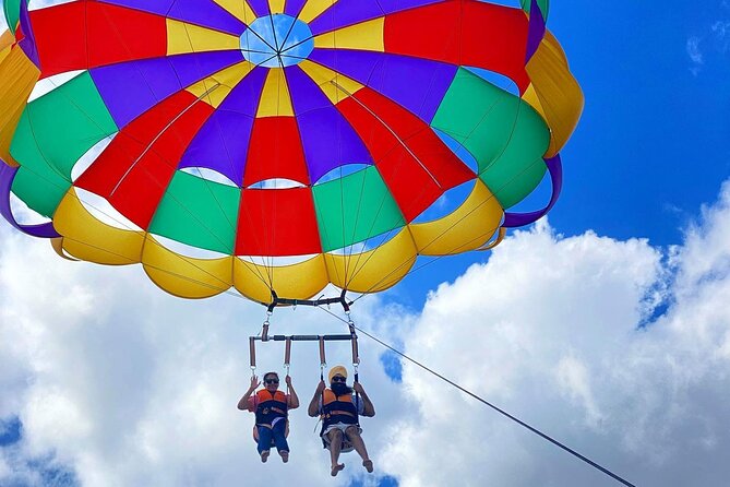Parasailing on the Gold Coast, Fly solo, Tandem or Triple - The 350-foot view over Surfers Paradise