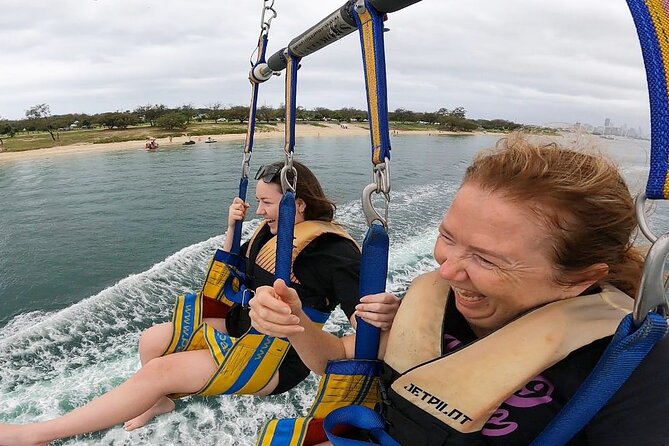 Parasailing on the Gold Coast, Fly solo, Tandem or Triple - Friendly staff and a relaxed first flight