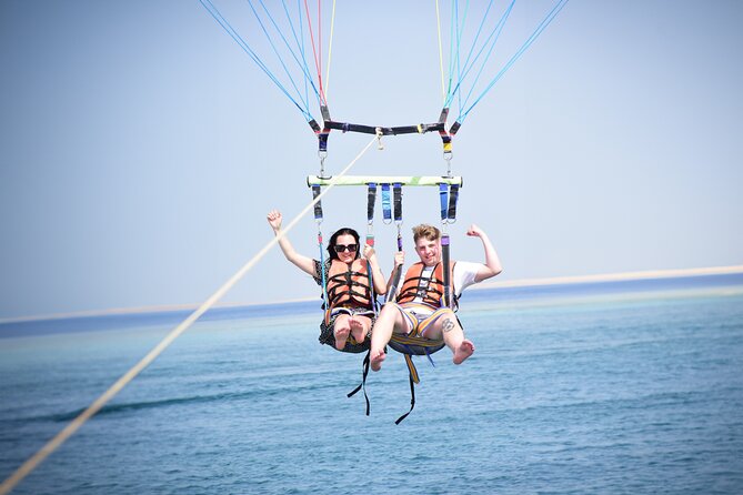 Parasailing Ride in Hurgada single&double with private Transfer - Getting Ready on the Parasailing Boat