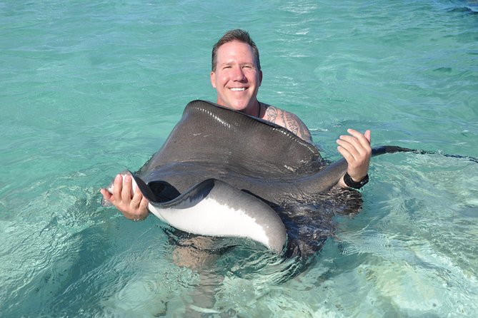Parasailing, Snorkel Cruise & Virgen Beach from Punta Cana - The Highlights at a Glance