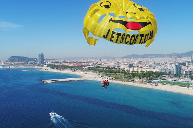 Parasailing Tour en Barcelona - What the 15-minute flight feels like
