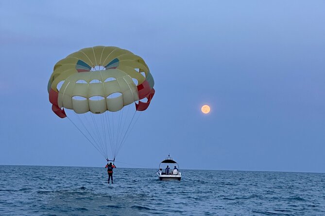 Parasailing tour in Al Mouj Muscat - Who should book this Muscat activity?