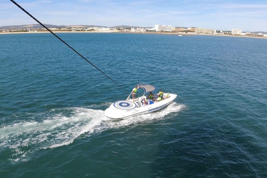 Parasailing Vilamoura - How the experience works for families and friends