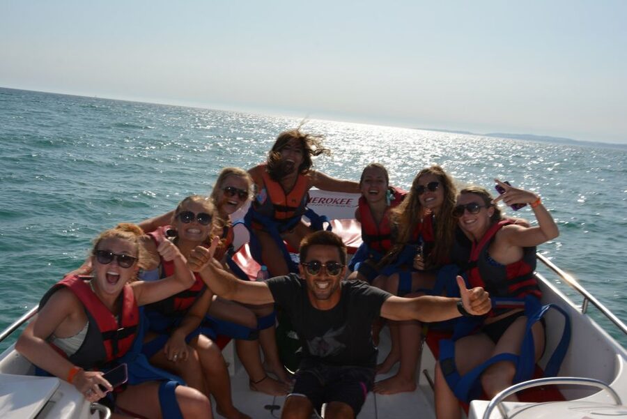Parasailing Vilamoura - Timing, waiting, and the sunset option