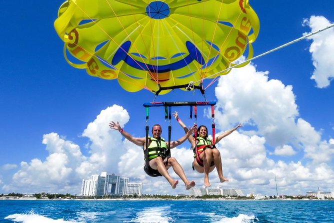 Parasailing with Miami Watersports - The five-minute flight above Biscayne Bay