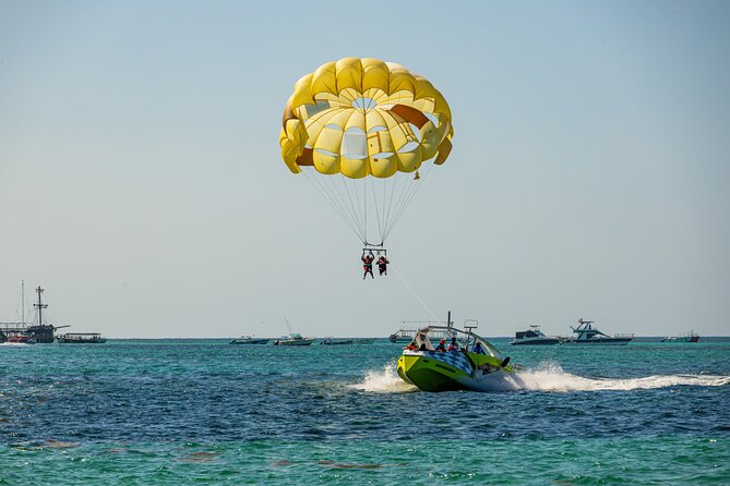 Parasailing Yacht Experience in Punta Cana - Drinks, Music, and Photos