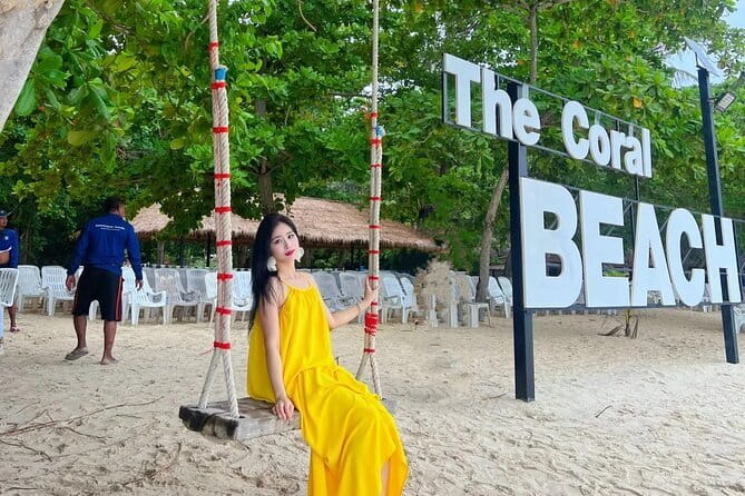 Pattaya Coral Island Snorkeling Banana Boat Parasailing Jet SKi - Group Size, Guides, and Communication