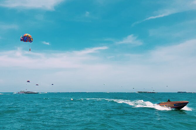 Pattaya: Parasailing Experience - Taking off from Manta Marina Pattaya