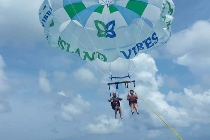Private 4hr Parasail - Snorkel & Water-Sports Adventure, Turks and Caicos - Lunch, rum punch, and a practical boat day