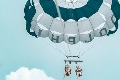 Private Bali Romantic Couple Tour with Parasailing Adventure