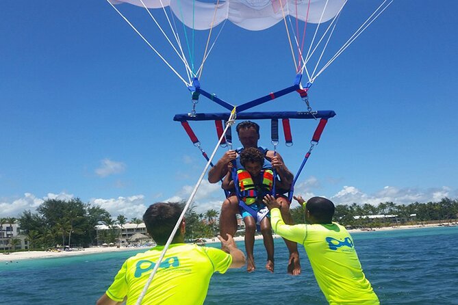 Private Catamaran + Private Parasailing - up to 20 passengers - Who should book this Punta Cana outing?