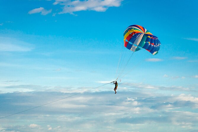 Private Parasailing With Private Transfer in Sharm - What this one-hour Sharm parasailing trip is really like