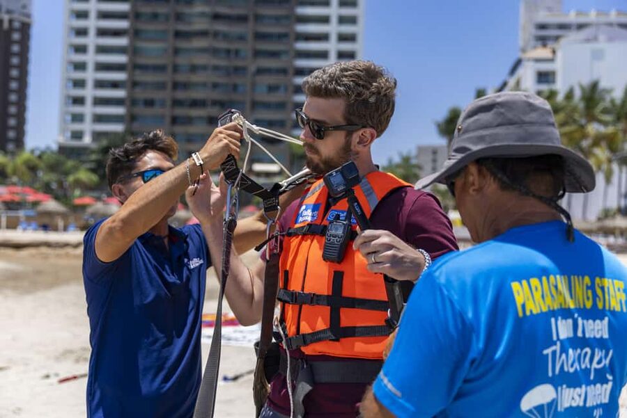Puerto Vallarta: Parasailing Adventure - Key points at a glance