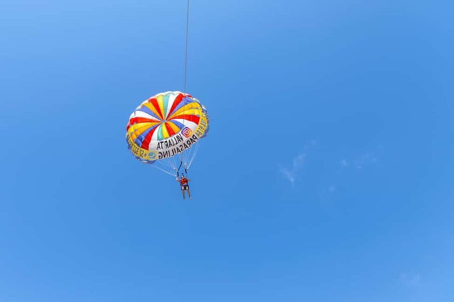 Puerto Vallarta: Parasailing Adventure - Staff, equipment, and the sense of safety