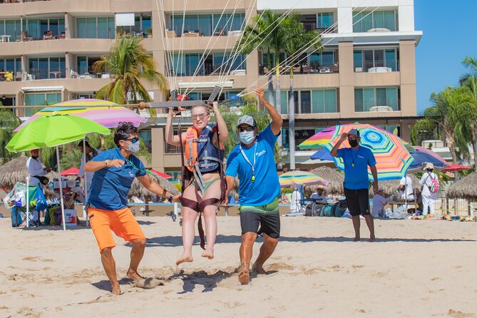Puerto Vallarta Parasailing Experience - What the crew does well before takeoff