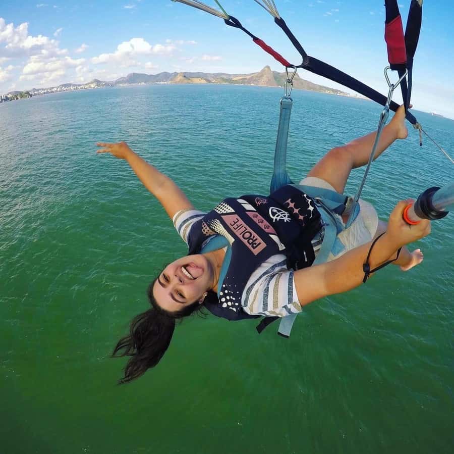 Rio de Janeiro: 2-Hour Boat Trip with Parasailing - What the $110 price really includes