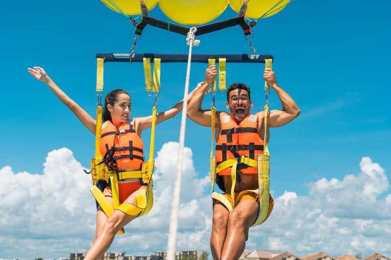 Riviera Maya: Parasailing Tour with Beach Club Access - Key points at a glance