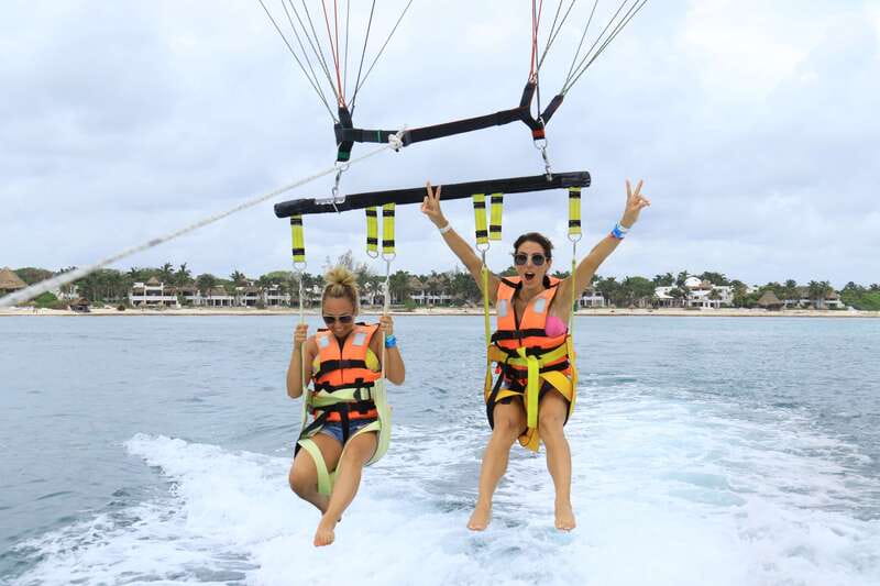 Riviera Maya: Parasailing Tour with Beach Club Access - The 12-minute flight over the Caribbean