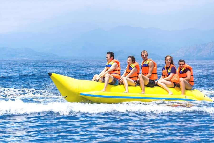 Sharm: Banana, Sofa Boat or Parasailing watersports & pickup - Reaching the beach and getting ready