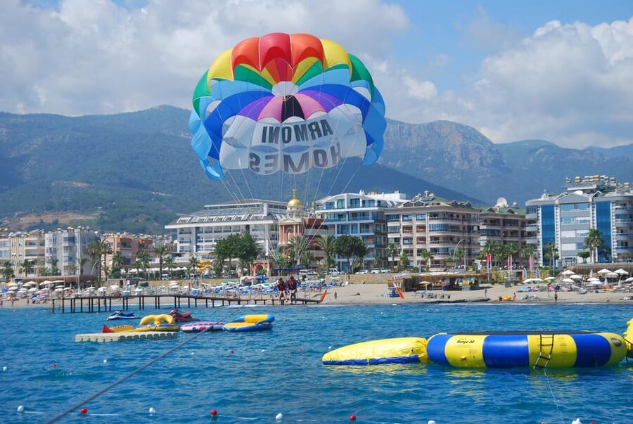 Soar Above Alanya Ultimate Parasailing Adventure! - Meeting point and return to shore