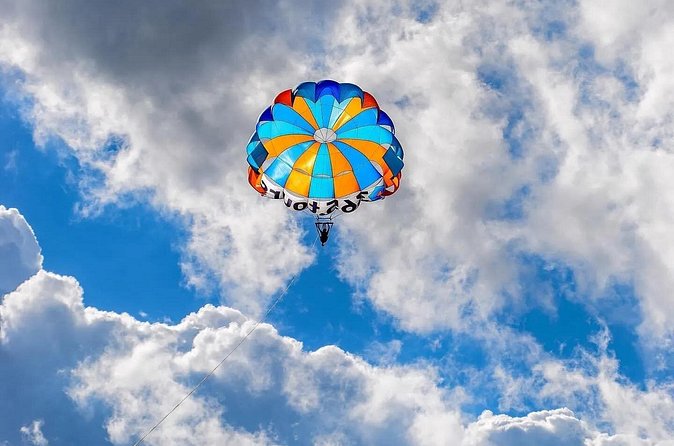 Solo Parasailing Experience in Puerto Vallarta - How the staff affects the experience