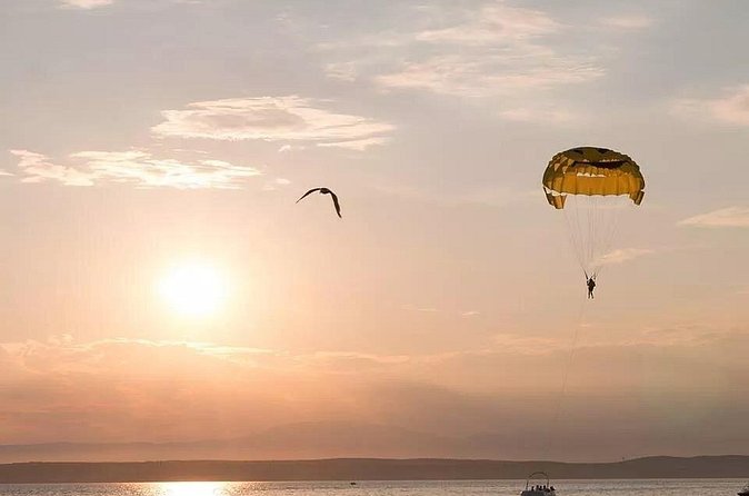Solo Parasailing Experience in Puerto Vallarta - Timing your afternoon at Playa Camarones