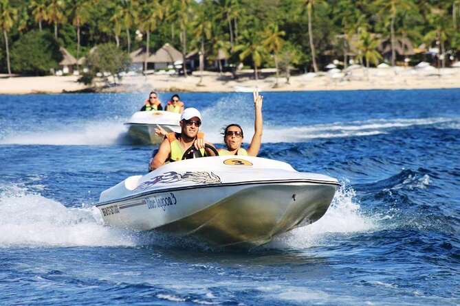 Speed Boat Activity with Snorkeling and Parasailing in Punta Cana - Speedboats, excitement, and equipment concerns