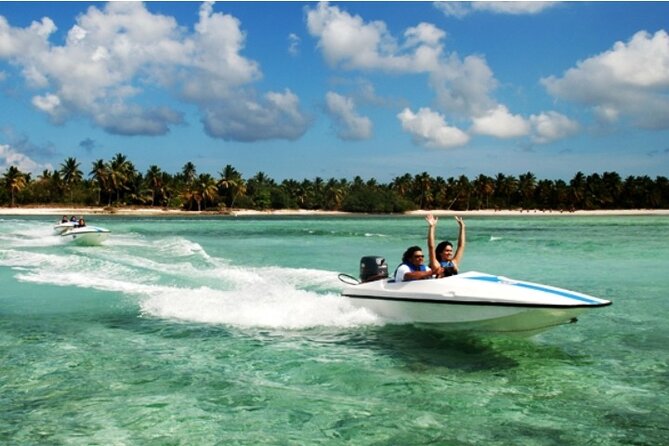Speedboats and Parasailing Combo - Guides, Safety, and the Value of a Managed Trip