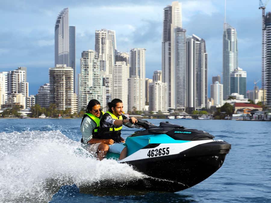 Surfers Paradise: Parasailing and Jet Ski Tour Package - One hour on a high-performance jet ski