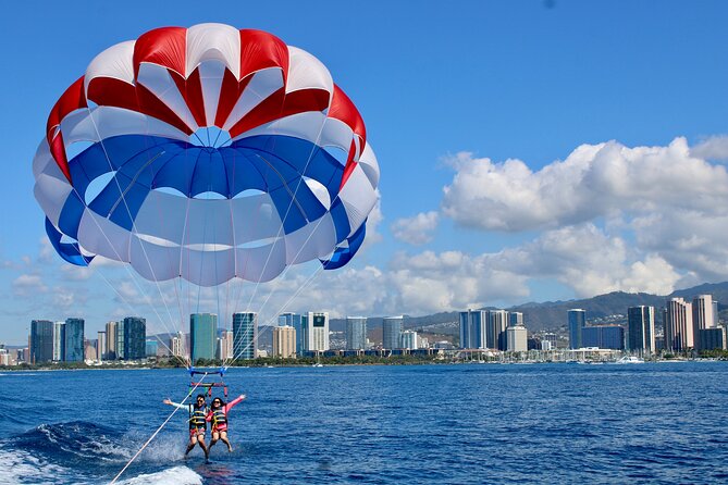 Waikiki and Diamond Head Parasailing Experience - Flying above Waikiki instead of only looking at it
