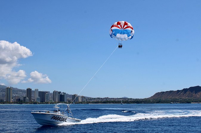 Waikiki and Diamond Head Parasailing Experience - What the $34 price really covers