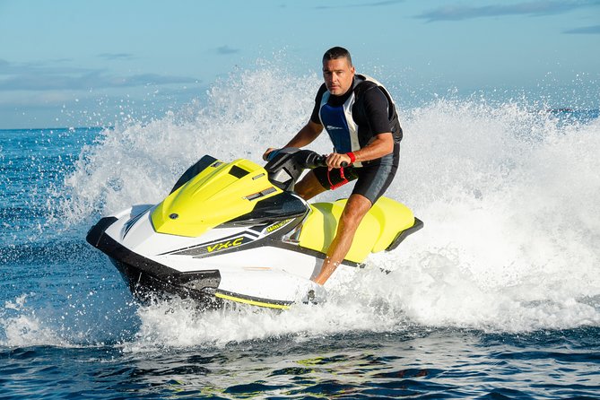 Waters Sport Package with 40 min. Jet Ski and Parasailing 1 person - Two Tenerife thrills from Puerto Colón